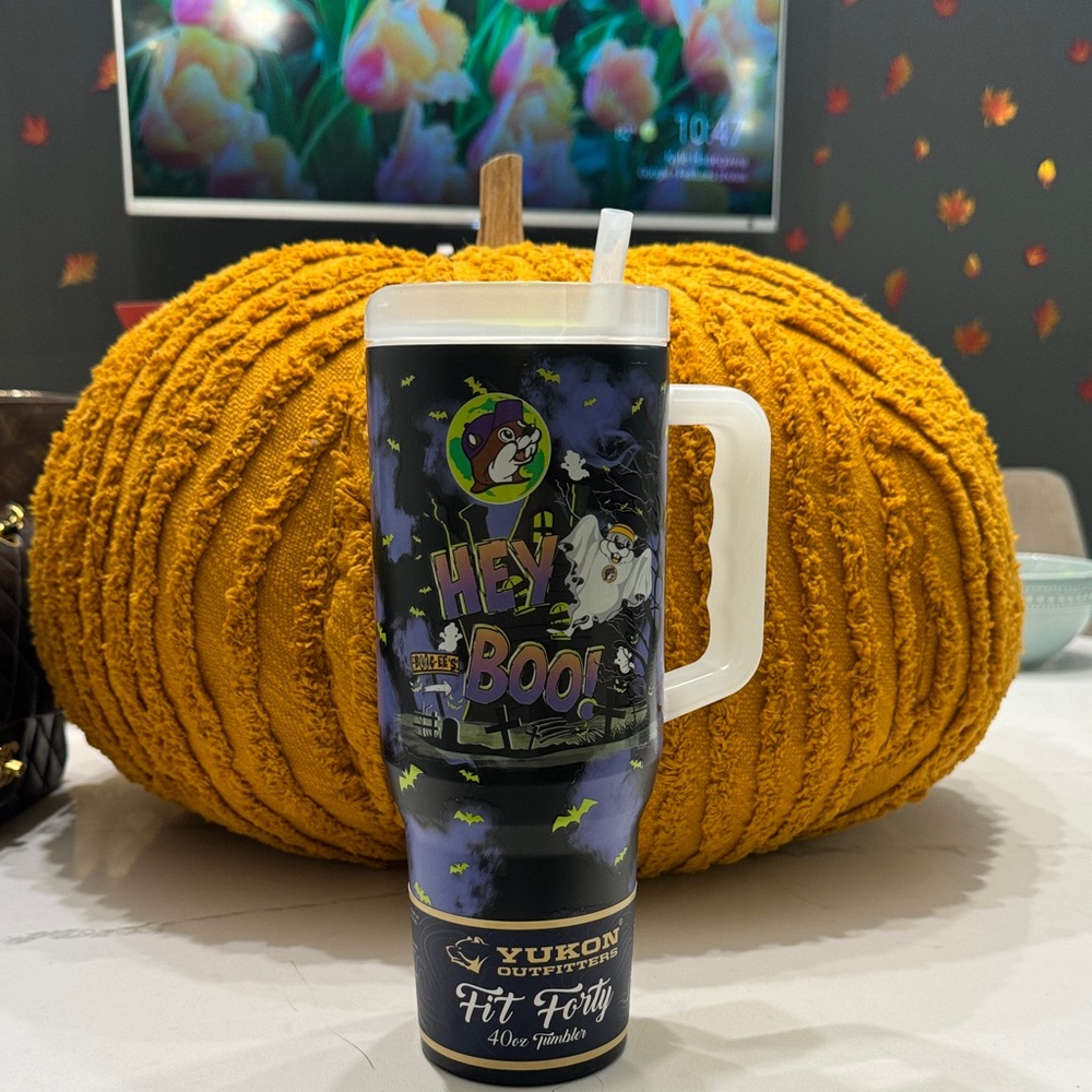 Buc-ee’s! Yukon Outfitters glow in the dark Halloween Tumbler
